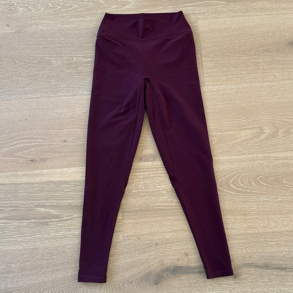 White Fox Active Leggings Size S Burgundy